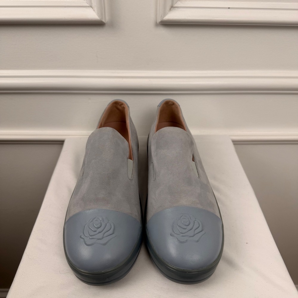Taryn Rose Blue Grey Suede Leather Rose Cap Toe Slip On Sneakers Flats